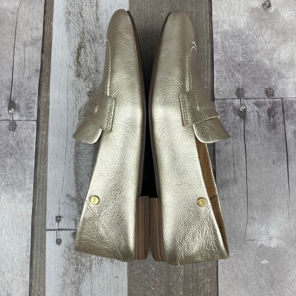 Ugg Shoes Loafers Sz 8 Leather Gold Metallic Slip On Casual Careerwear Glam - Picture 7 of 10